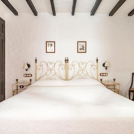 Cortijo Huerta Dorotea Guest House Прадо дел Рей Екстериор снимка