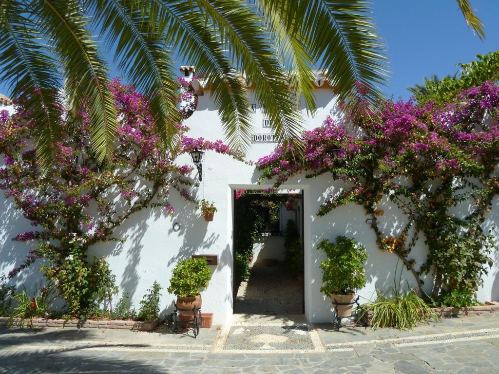 Cortijo Huerta Dorotea Guest House Прадо дел Рей Екстериор снимка